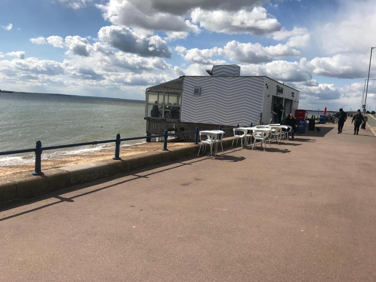 Coastal Apartment サウスエンド・オン・シー エクステリア 写真